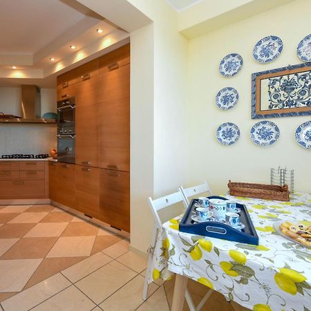 Villa Mirador - Myitalyhome Garda بادينغي سول غاردا المظهر الخارجي الصورة